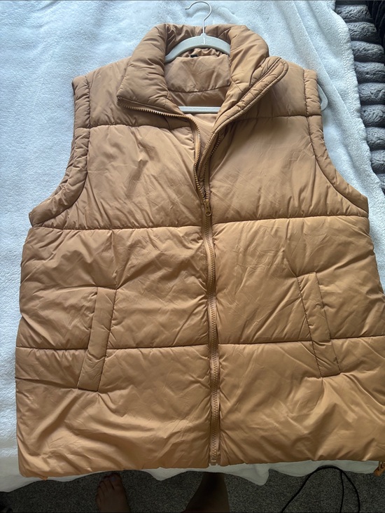 Amazon Jackets & Blazers - Amazon Women's Camel/Tan Puffer Vest